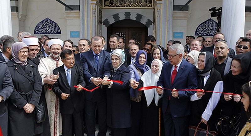 Yunus Emre Enstitüsü Amerika Kıtasında Faaliyetlerine Başladı