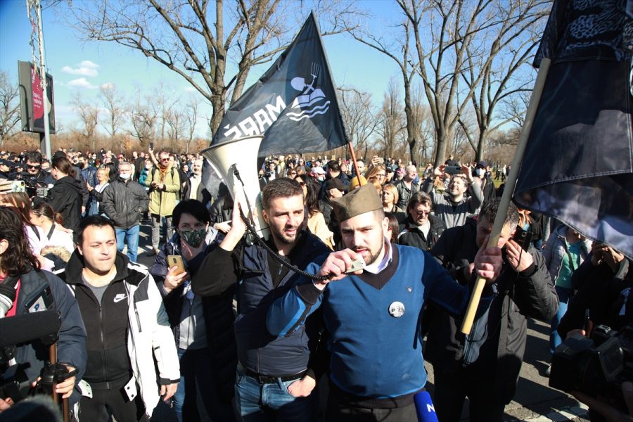 Çevreciler Belgrad da protestolara devam etti