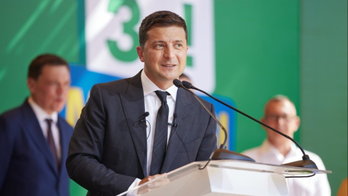 Ukrayna Devlet Başkanı Zelenskiy: Karantina bitti, aşılama şubatta başlıyor